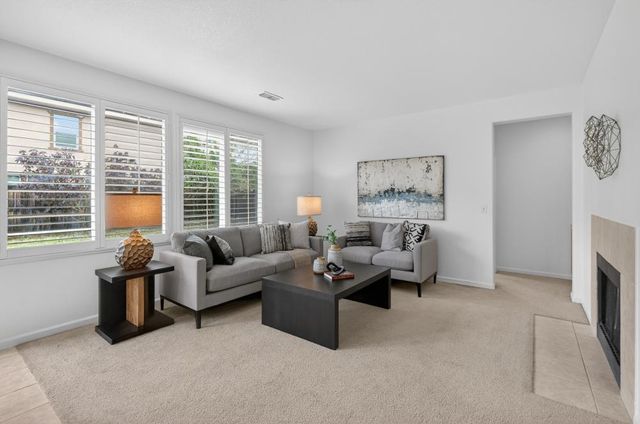 8169 Grisham Way, Elk Grove, CA 95758