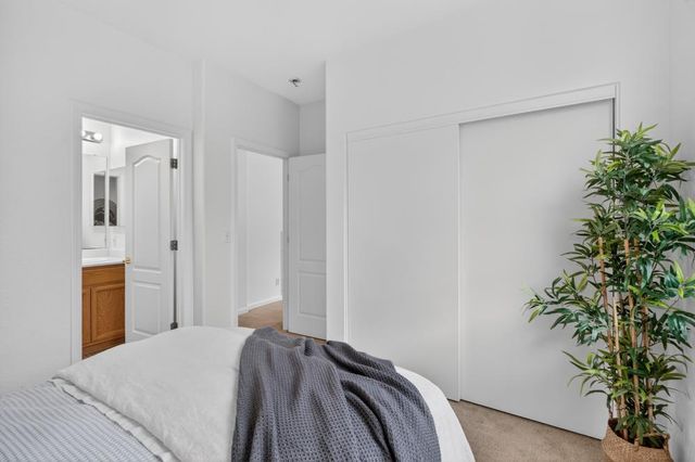 8169 Grisham Way, Elk Grove, CA 95758