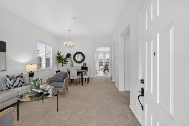 8169 Grisham Way, Elk Grove, CA 95758