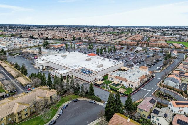 8169 Grisham Way, Elk Grove, CA 95758