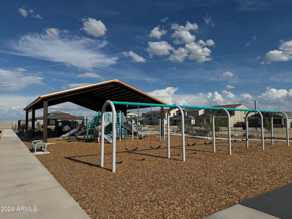 17919 W MONTANA DE ORO Drive, Surprise, AZ 85387 — photo 4