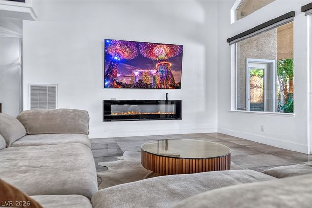 9104 Covered Wagon Avenue, Las Vegas, NV 89117