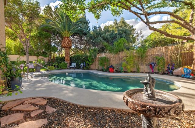 9104 Covered Wagon Avenue, Las Vegas, NV 89117