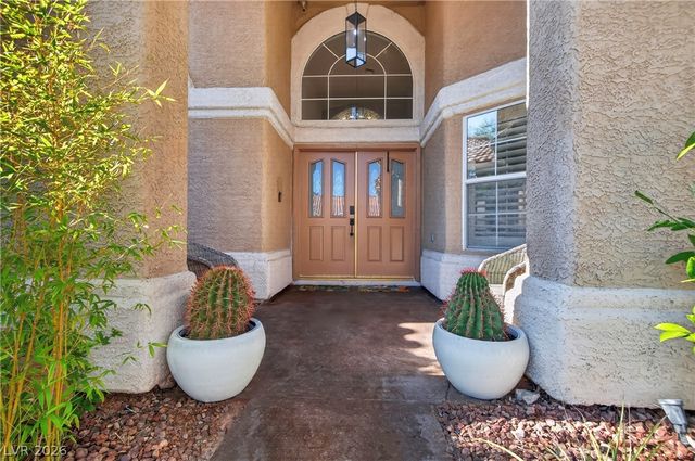 9104 Covered Wagon Avenue, Las Vegas, NV 89117