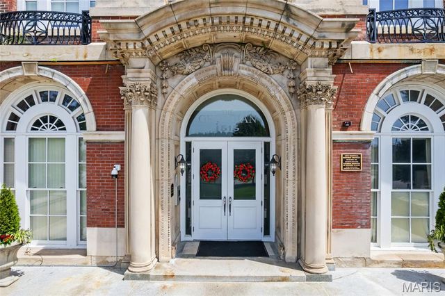 1515 Lafayette Avenue 418, St Louis, MO 63104