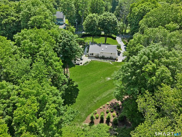 29 Old Farm Road, Weston, CT 06883