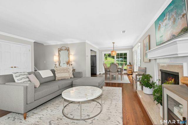 29 Old Farm Road, Weston, CT 06883