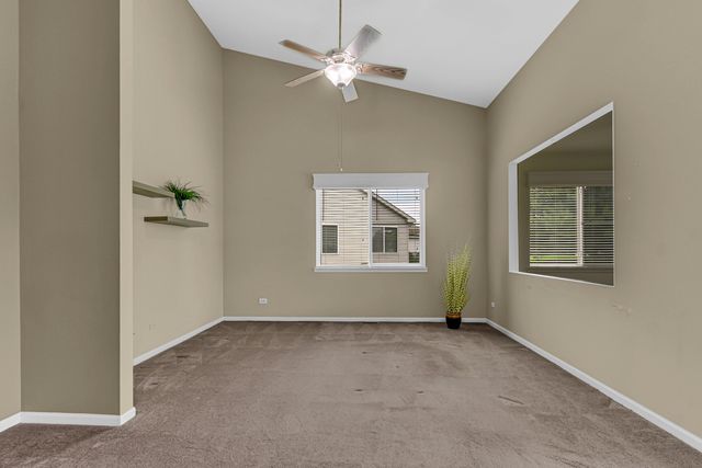 735 Pentwater Road, Romeoville, IL 60446