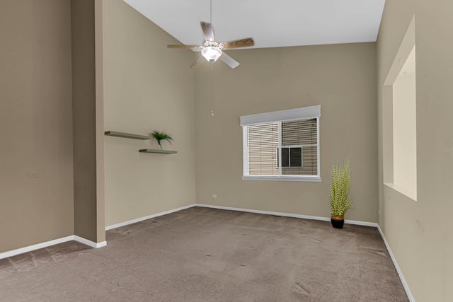 735 Pentwater Road, Romeoville, IL 60446