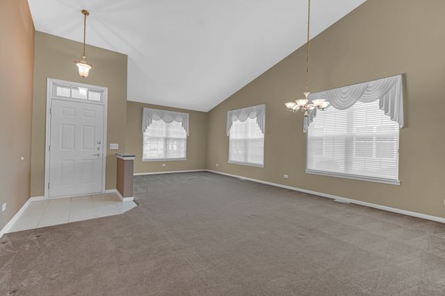 735 Pentwater Road, Romeoville, IL 60446