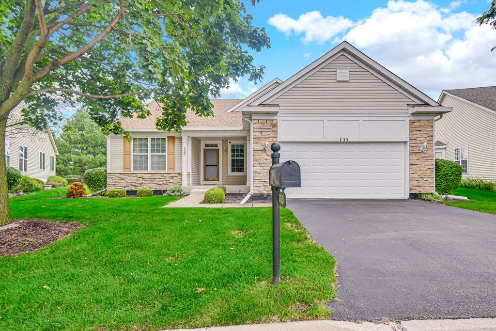 735 Pentwater Road, Romeoville, IL 60446