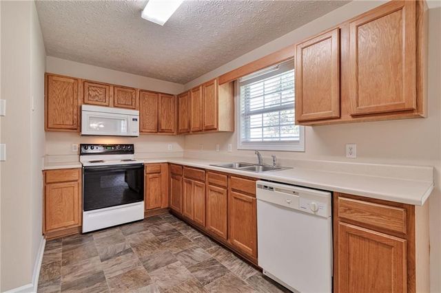 3190 Wrenwood Court, Loganville, GA 30052