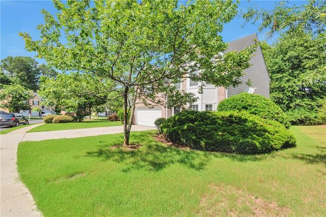 3190 Wrenwood Court, Loganville, GA 30052