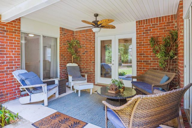 1190 Blackberry Circle, Baker, FL 32531