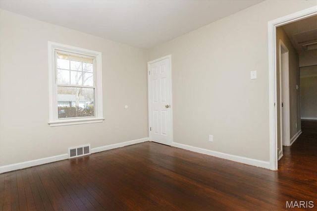 968 Buckeye Drive, St Louis, MO 63135