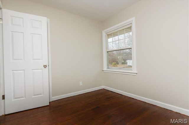 968 Buckeye Drive, St Louis, MO 63135