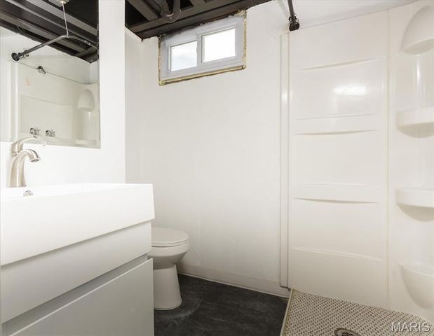 968 Buckeye Drive, St Louis, MO 63135