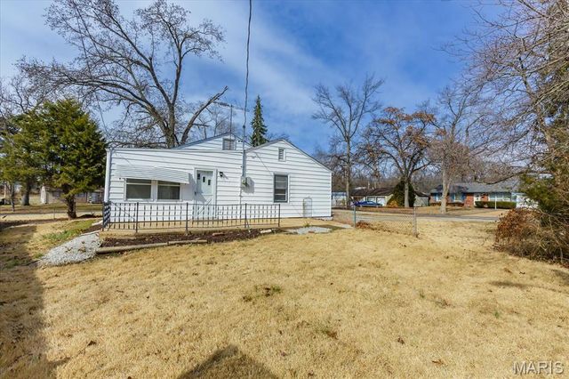 968 Buckeye Drive, St Louis, MO 63135