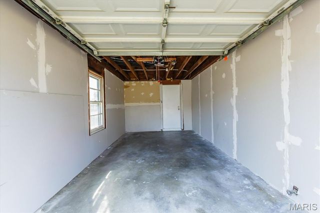 968 Buckeye Drive, St Louis, MO 63135