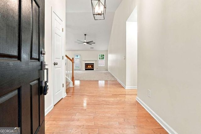1422 Fountain Lakes Drive, Lawrenceville, GA 30043
