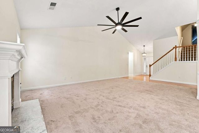 1422 Fountain Lakes Drive, Lawrenceville, GA 30043