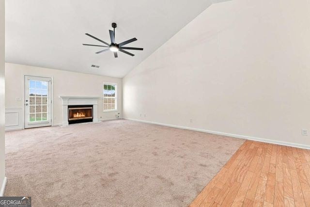 1422 Fountain Lakes Drive, Lawrenceville, GA 30043