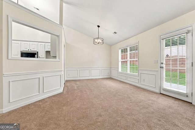 1422 Fountain Lakes Drive, Lawrenceville, GA 30043