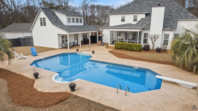 229 Santa Fe Trail, Warner Robins, GA 31088