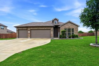 1004 Kimbrough Road, Azle, TX 76020