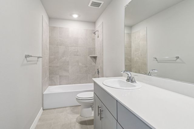 2122 Longchamp Lane, Seagoville, TX 75159