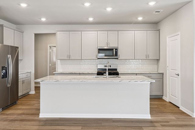 2122 Longchamp Lane, Seagoville, TX 75159