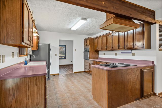 100 Rosa Lane, Lafayette, IN 47905