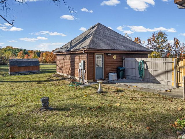 100 Rosa Lane, Lafayette, IN 47905