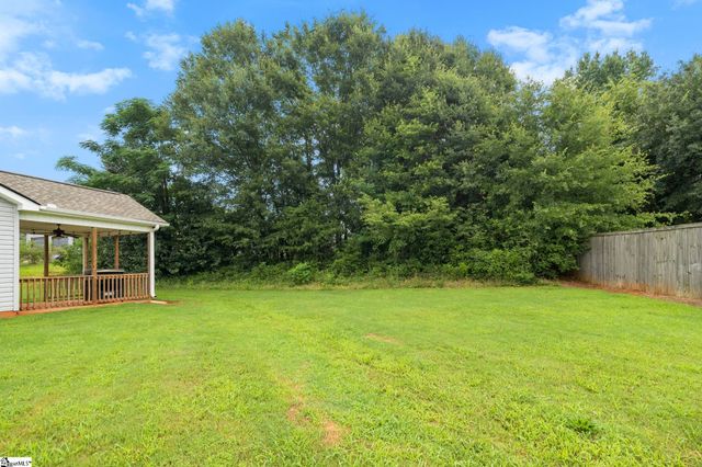 592 Hammett Store Road, Lyman, SC 29365