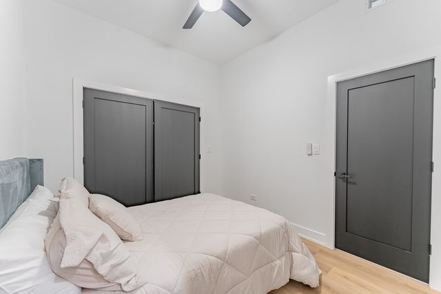 4210 W 5th Avenue, Chicago, IL 60624