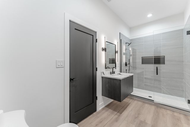 4210 W 5th Avenue, Chicago, IL 60624