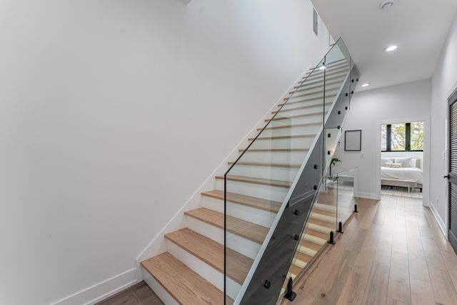 4210 W 5th Avenue, Chicago, IL 60624