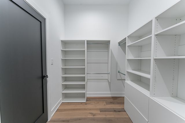 4210 W 5th Avenue, Chicago, IL 60624