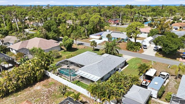 5981 MARIGOLD ROAD, Venice, FL 34293