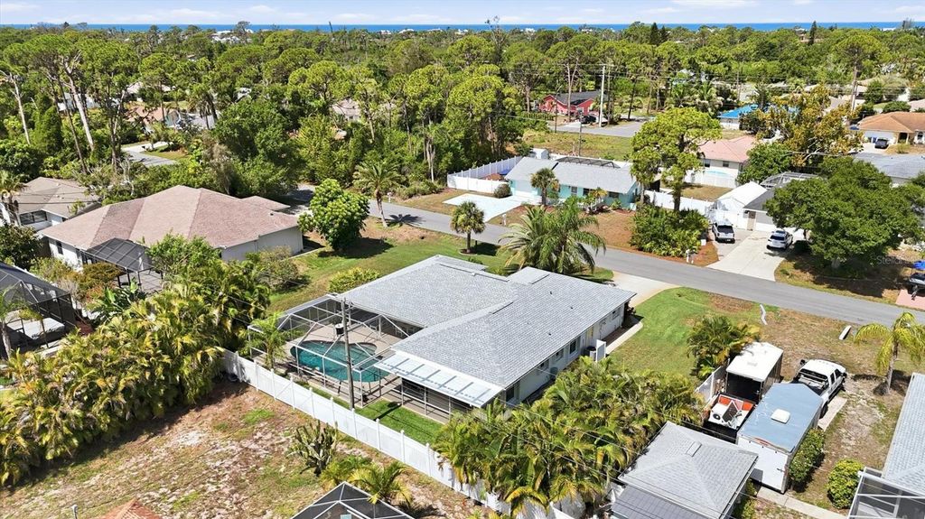 Image 49 of property listing at 5981 MARIGOLD ROAD, Venice, FL 34293