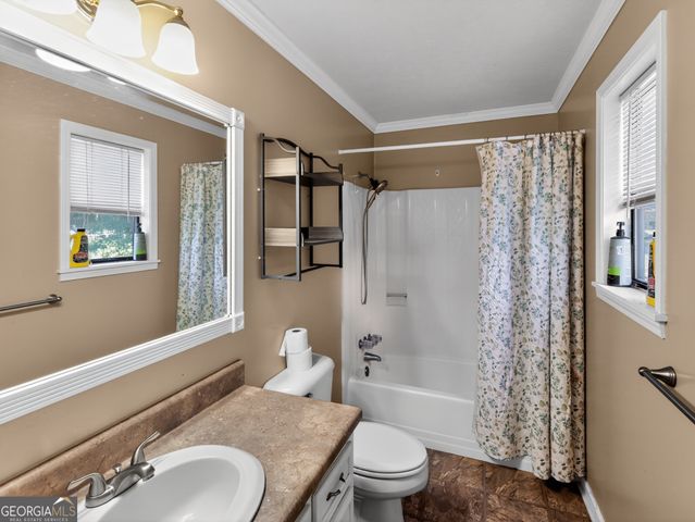 75 Plantation Avenue, Carrollton, GA 30117