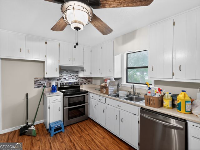 75 Plantation Avenue, Carrollton, GA 30117
