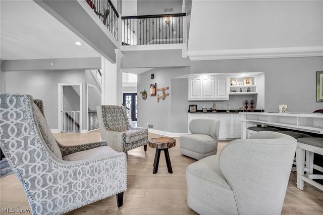 8536 Timber Trail, Brecksville, OH 44141
