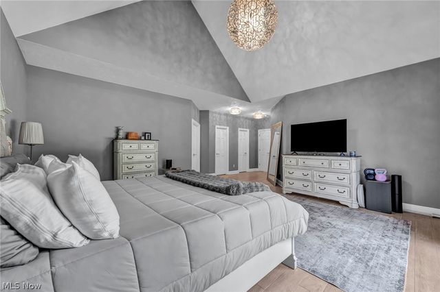 8536 Timber Trail, Brecksville, OH 44141