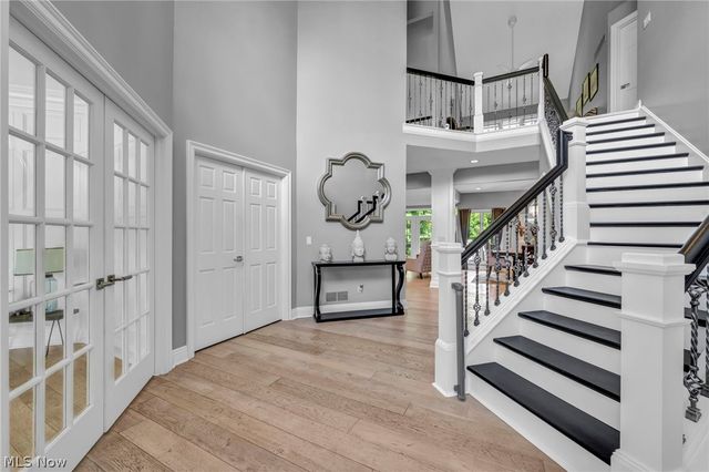 8536 Timber Trail, Brecksville, OH 44141