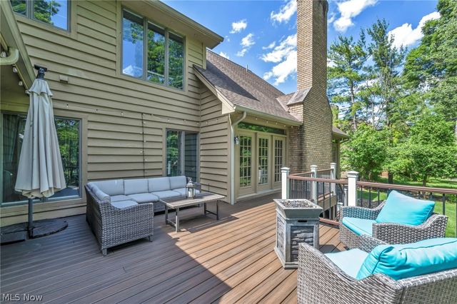 8536 Timber Trail, Brecksville, OH 44141