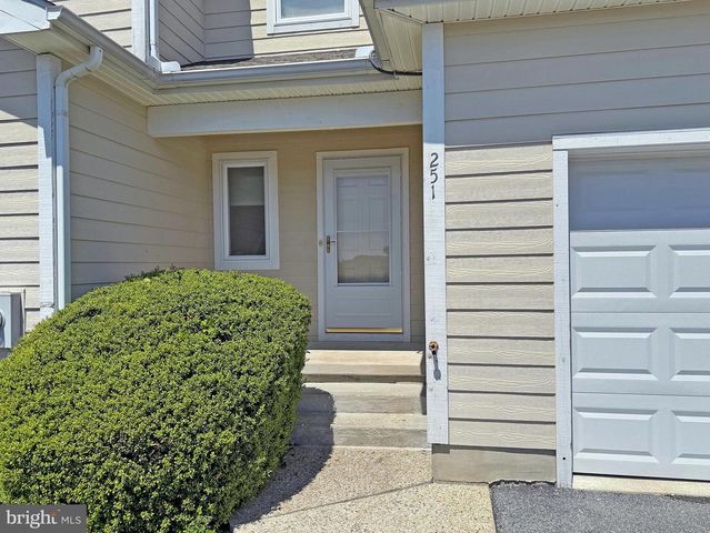 251 LAKESIDE DR, Lewes, DE 19958