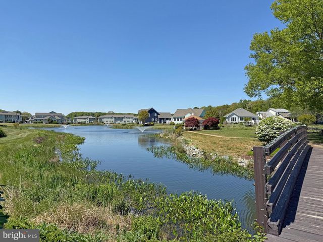 251 LAKESIDE DR, Lewes, DE 19958