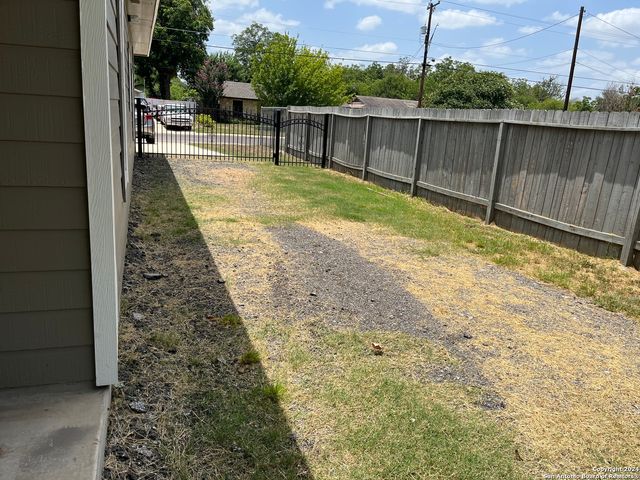 2826 Christian, San Antonio, TX 78222