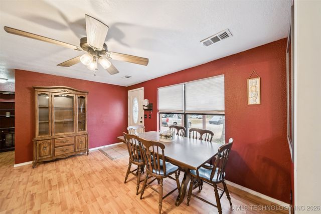 1516 W Kiowa Street, Okmulgee, OK 74447